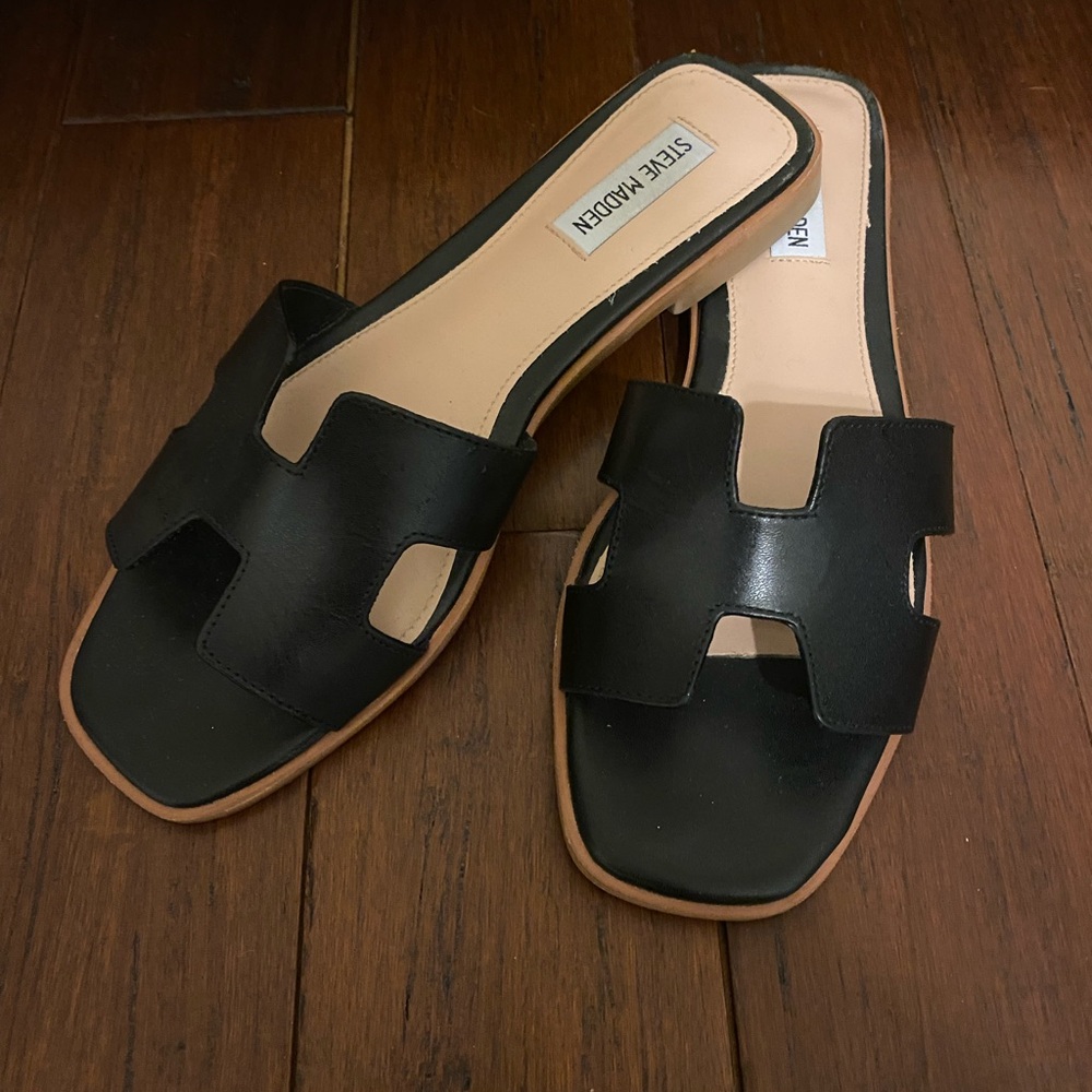Steve Madden Black Minimalist Slide Sandals